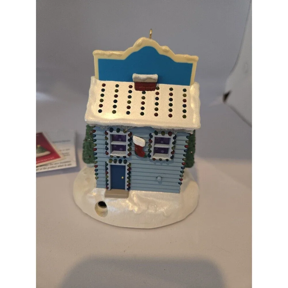 Vintage 2004 Hallmark Keepsake Ornament  
